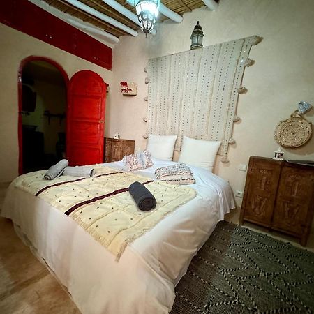 Jenny Lynn Hotel Tazrou ภายนอก รูปภาพ