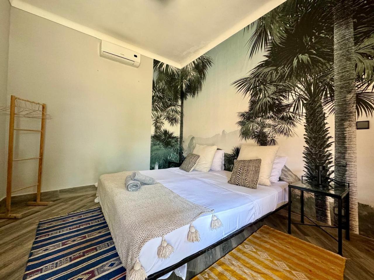 Jenny Lynn Hotel Tazrou ภายนอก รูปภาพ