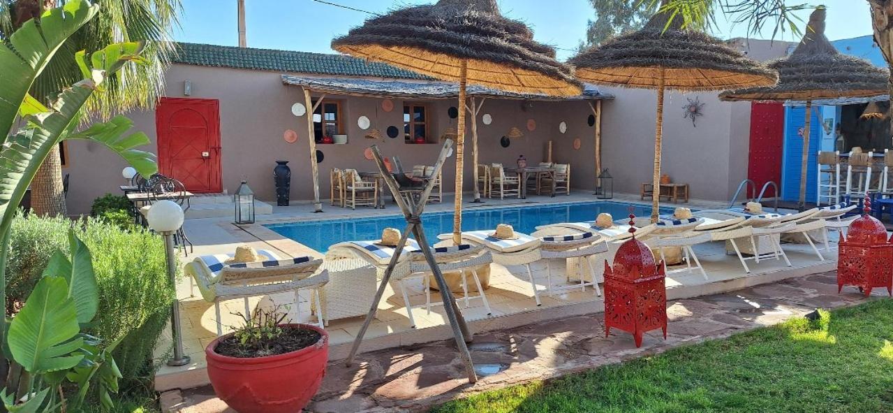 Jenny Lynn Hotel Tazrou ภายนอก รูปภาพ