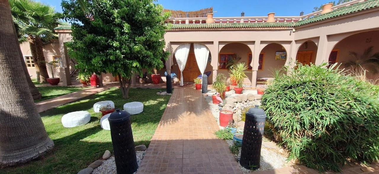 Jenny Lynn Hotel Tazrou ภายนอก รูปภาพ
