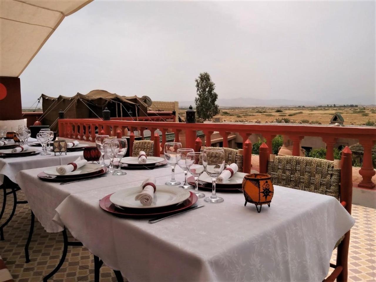 Jenny Lynn Hotel Tazrou ภายนอก รูปภาพ