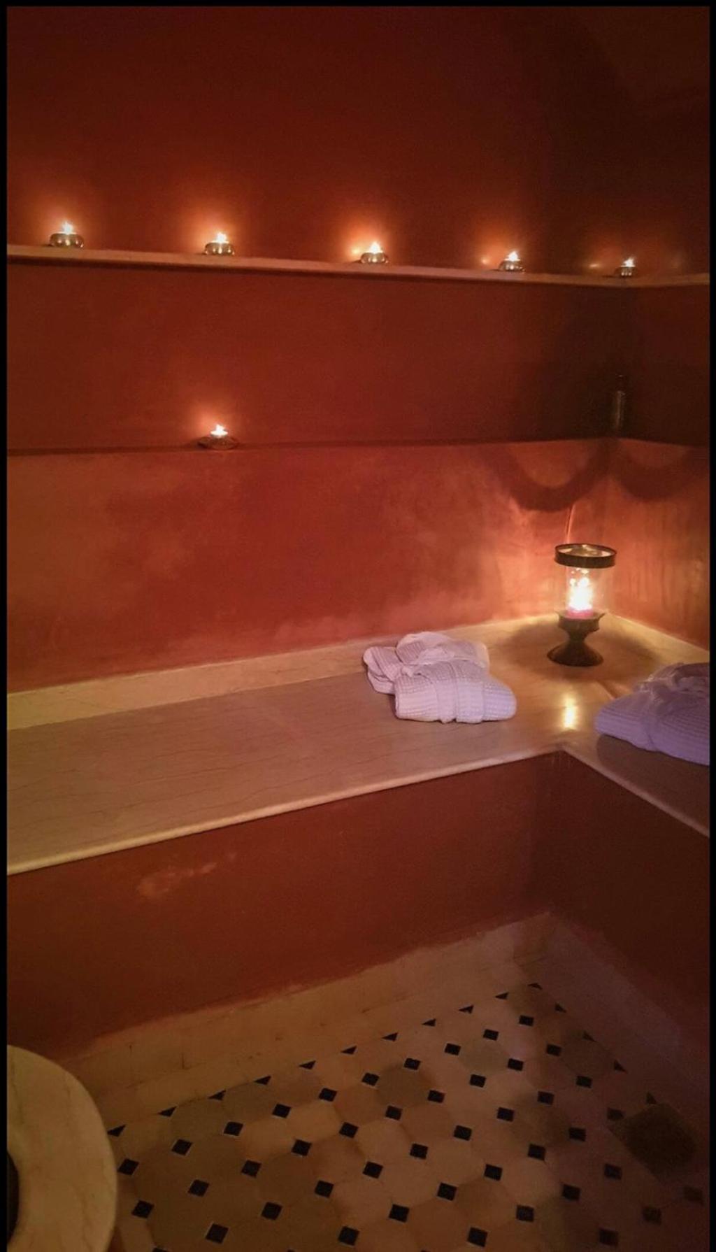 Jenny Lynn Hotel Tazrou ภายนอก รูปภาพ