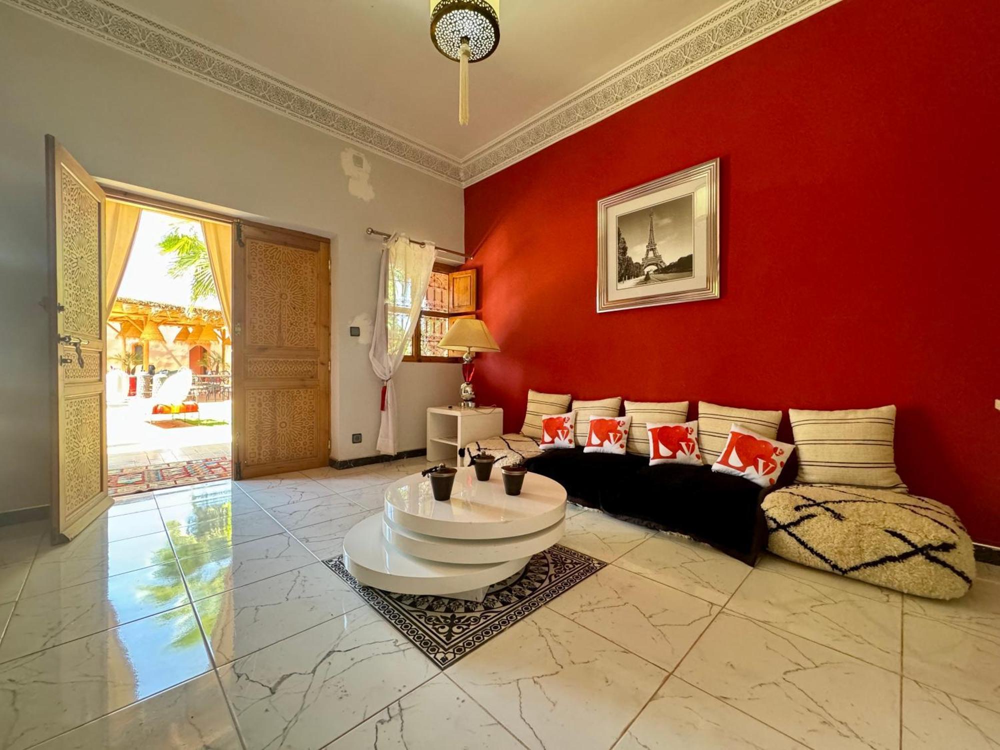 Jenny Lynn Hotel Tazrou ห้อง รูปภาพ